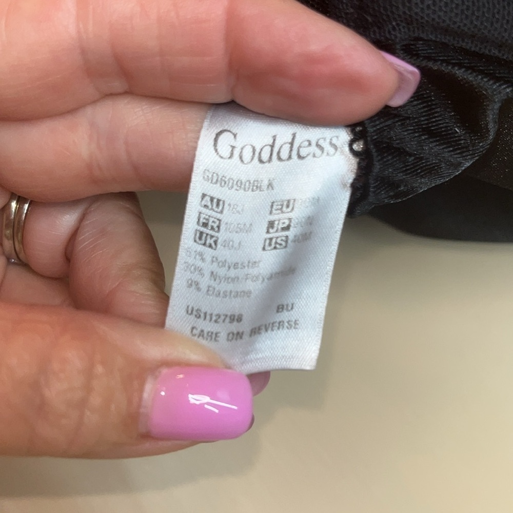 Goddess Black Full-Coverage Bra with Wide Straps size 40 M / preowned - Picture 8 of 8